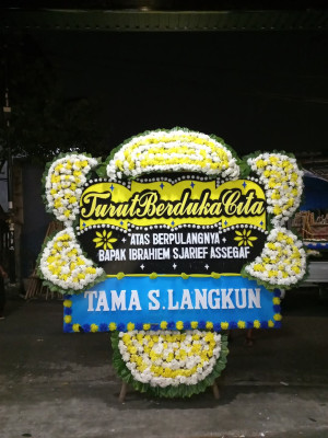 Papan Bunga Duka di Badau